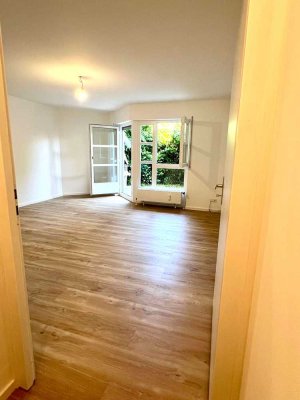 * TOP * renoviertes 1-Zi Studio, Terrasse, provisionsfrei