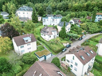 EXKLUSIVE VILLA IN HINREIßENDER LAGE AM LEISBERG