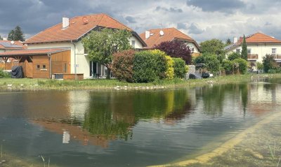 Doppelhaushälfte mit direkten Zugang zum Wasser, Grünruhelage, Topverbindung nach Wien