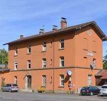 Sie suchen die etwas andere Immobilie? Wohn- und Geschäftshaus in Reuth b. Erbendorf zu verkaufen