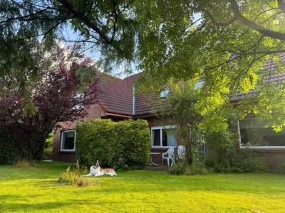 445 000€ Traumhaus in einer Spielstraße, nah an Kita und Schule.