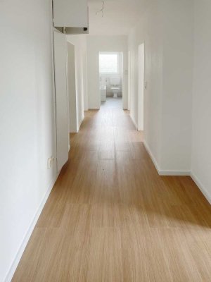 Erstbezug nach Renovierung: Schöne 4,5-Zimmer-Wohnung mit Balkon in Aarbergen