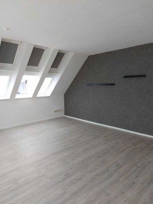 Exklusive 3-Raum-DG-Wohnung in Krefeld