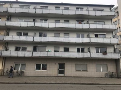 Helle 3-Zimmer Wohnung mit Balkon in Heidelberg-Bergheim