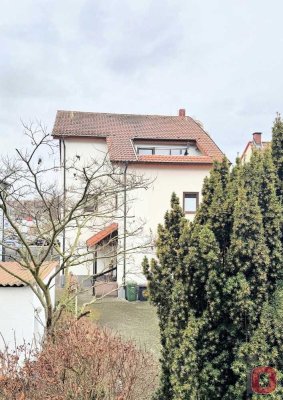 Wohnen & Vermieten - Großzügige 4-ZKB- DG-Maisonette mit 162m² plus 3-ZKB-Wohnung im 2 Fam.-Haus