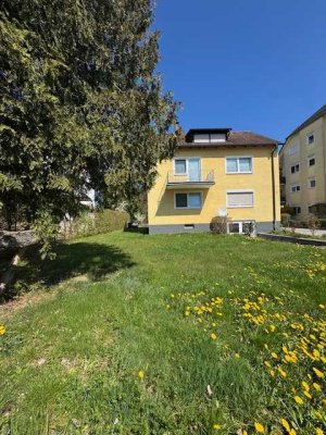 Großzügiges Wohnhaus für 3 Familien in BEST - LAGE von Weiden OST