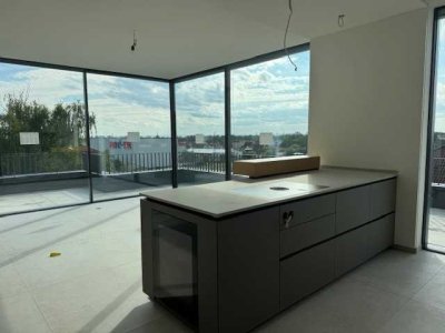 Luxus-Penthouse mit Rundumterrasse & Fahrstuhl direkt ins Wohnzimmer