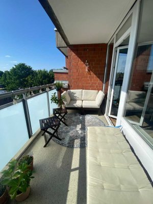 Freundliche 3-Zimmer-Wohnung mit Balkon und Einbauküche in Paderborn