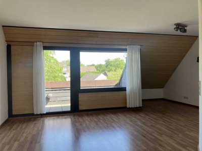 Zweizimmerwohnung | Köln - Holweide | Hofrichter Straße | Dachgeschoss
