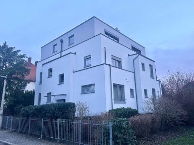 Tolle Dachgeschosswohnung mit sonniger Terrasse in Halle-Kröllwitz!