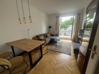 2 Balkone | Mitten in Pöseldorf