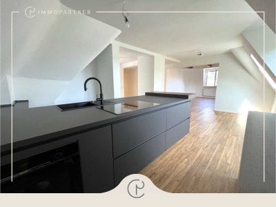 *Wohnen in der Turmspitze* luxuriöse  3,5 Zimmer DG Wohnung am Marienplatz