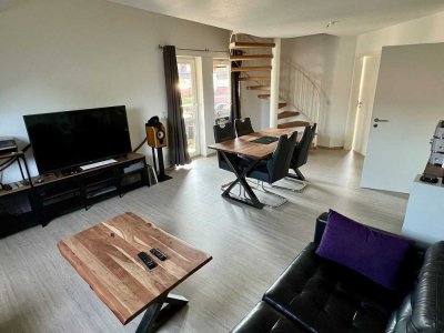 Attraktive 2-Zimmer-Wohnung mit Einbauküche, Klima und Garagenstellplatz in 76593, Stauffenberg