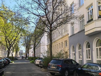 3-Zimmer Dachgeschosswohnung im DRITTEN mit großer Terrasse und traumhaften Wienblick mit Klimaanlage und Fußbodenheizung