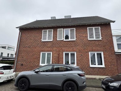 Ein echtes Zweifamilienhaus! Geld anlegen leicht gemacht!