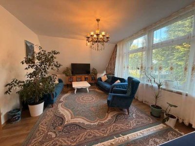 Preiswertes, vollst. renoviertes 2-Raum-Einfamilienhaus mit EBK