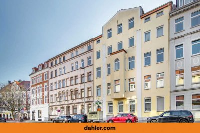 Sanierte 5-Zimmer-Wohnung mit Balkon