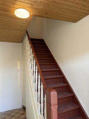 Erstbezug nach vollständiger Sanierung -Whg. im 1.OG in Neitersen