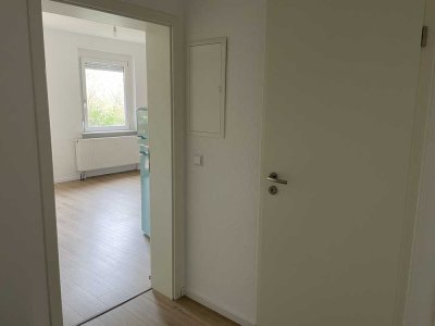 Moderne Wohnung mit Einbauküche in Sackgasse, Waldrandnähe