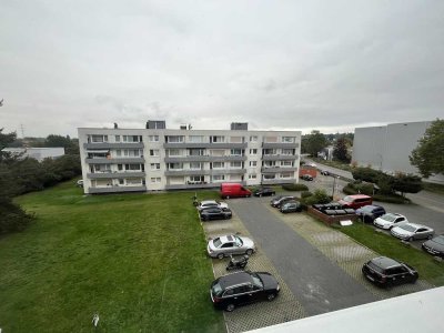 MT an CS am 24.10 zum 1.12.Saniert und bereit für den Einzug