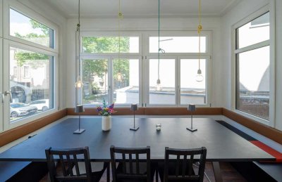 Wohnen & Arbeiten: Altbauetage mit Garten und Flair