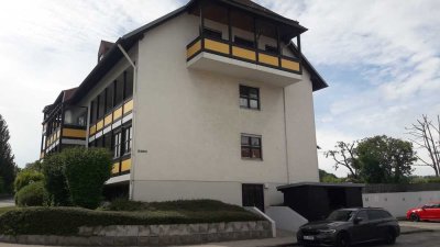 Kaufbeuren/Oberbeuren
840 € - 74,38m² - 3.0 Zi. Südbalkon mit Kelleranteil 
u. TG Stellplatz