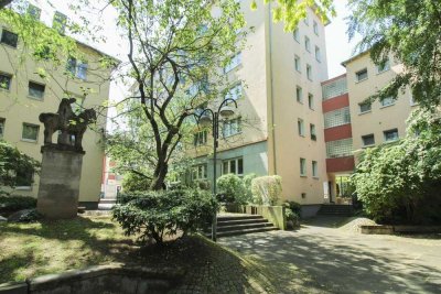 Zentral, charmant, ruhig: Erdgeschosswohnung in Premiumlage am Domplatz