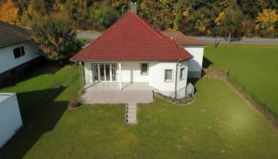 Privat zu verkaufen: Großzügiges Einfamilienhaus mit Garten &amp; moderner Ausstattung