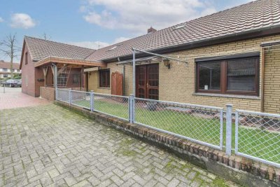 Viel Platz für die Familie: Einfamilienhaus oder 2 Wohneinheiten mit Dachausbaureserve