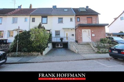 Fußläufig zur Elbe - Modernisiertes Mittelreihenhaus mit Vollkeller in Wedel