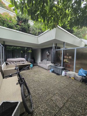 Wohnen wie im eigenen Garten – 2-Zimmer-Terrassenwohnung mit ca. 35 m² Terrasse in Ddorf-Unterbach