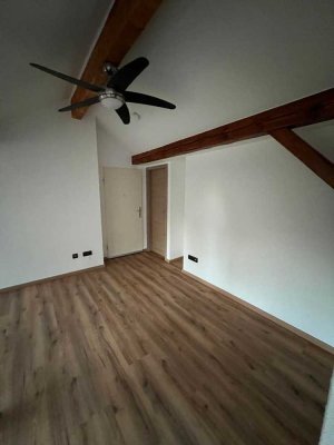 Exclusive 2-Zimmer Dachgeschosswohnung in Hanau