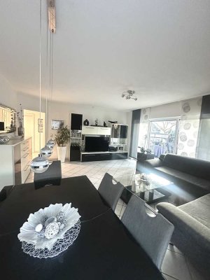 Von privat,gepflegte 3-Raum-EG-Wohnung mit Terrasse in Nauheim