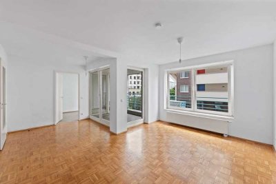 Bezugsfreie 2-Zimmerwohnung mit Loggia an der Spree