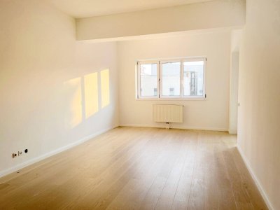 Top moderne, helle 3-Zimmer Wohnung mit Loggia
