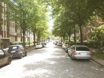 Zweizimmerwohnung mit Balkon, Dielen, zentral, provisionsfrei