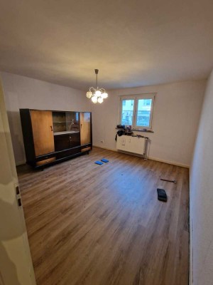 3 Zimmer Erdgeschosswohnung mit Balkon in Köln-Nippes