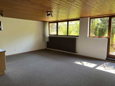 Sindelfingen-Darmsheim - 1-Zimmer-Gartengeschoss-Wohnung mit Gartenteil und EBK