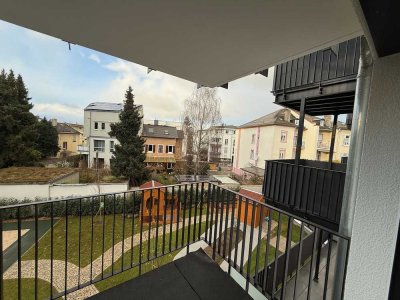 Neubau Erstbezug 2 Zimmer Wohnung mit Balkon und Einbauküche
