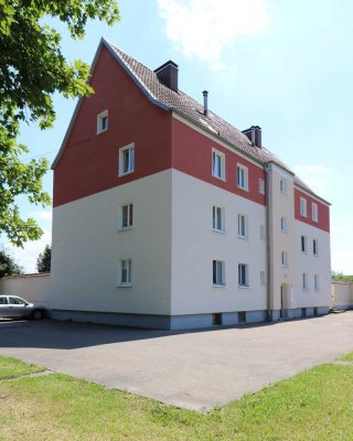 Für Energiesparfüchse: Renovierte 2,5 Zimmer Wohnung