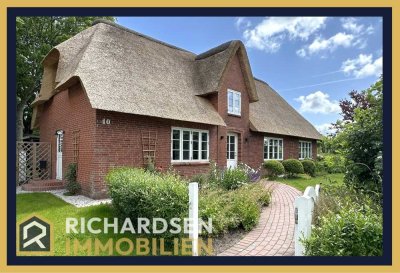 Kernsaniertes, energieeffizientes Friesenhaus
mit liebevoll angelegtem Garten in Risum-Lindholm