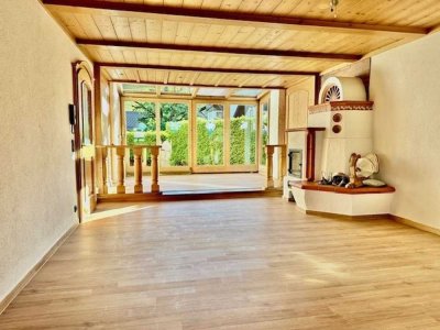 geräumiges und saniertes Einfamilienhaus mit Wintergarten