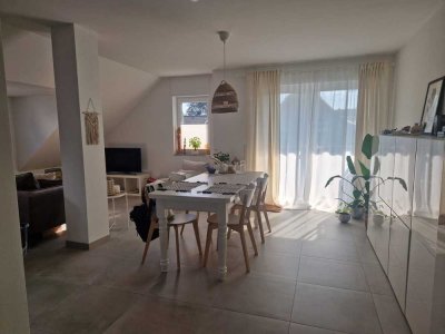 Stilvolle, neuwertige 2-Raum-Wohnung mit gehobener Innenausstattung mit Einbauküche in Kempen