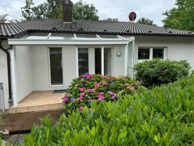 Freistehendes Einfamilienhaus mit herrlichem Garten in Gerlingen Waldsiedlung