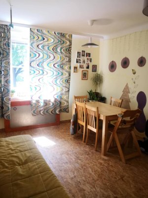 3-Zimmer Gemeindewohnung Hochparterre mit Balkon und Keller