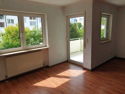 Freundliche 3-Zimmer-Erdgeschosswohnung mit Balkon in Buchen (Odenwald)