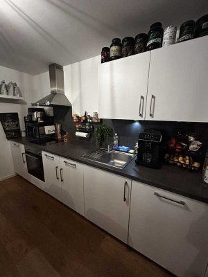 Wunderschöne, 3,5 Zimmerwohnung mit einem grünen