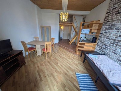 � Charmante Einzimmerwohnung mit Schlafempore – ideal für Studierende &amp; Singles