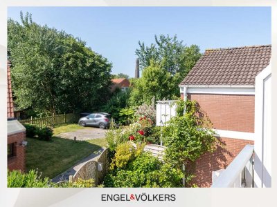 Ruhige Ferienwohnung mit Balkon, Stellplatz & Leuchtturmblick!