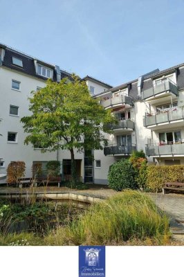 Helle, wunderschöne Wohnung mit großem Balkon! Alle Zimmer mit Fenster! Gepflegte Wohnanlage!